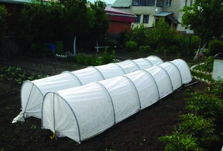 Materiale di rivestimento per letti