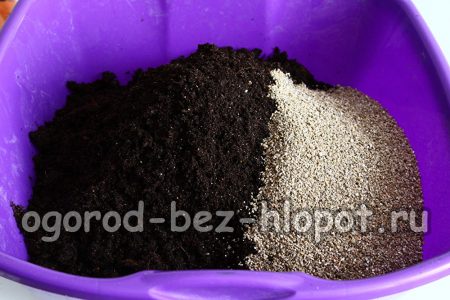 Vermiculit mit Erde vermischen