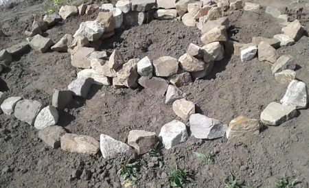 полагане на камъни