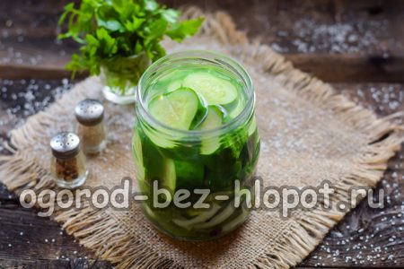 Bir kavanoza dökün