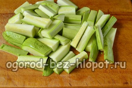 Zucchini in Riegeln