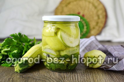 Zucchini mit Paprika
