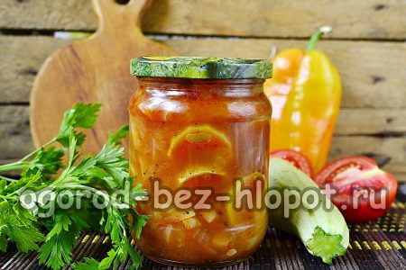 Zucchini im Glas