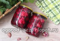 eingelegter Knoblauch