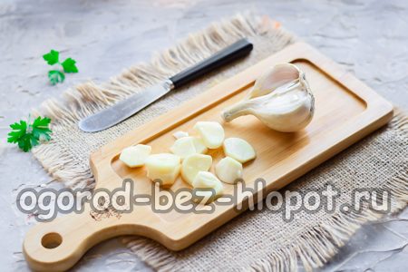 ψιλοκομμένο σκόρδο