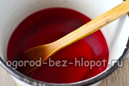στραγγίστε το έγχυμα και ετοιμάστε τη μαρινάδα