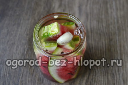 Versez la marinade