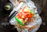 tomatoes with apples