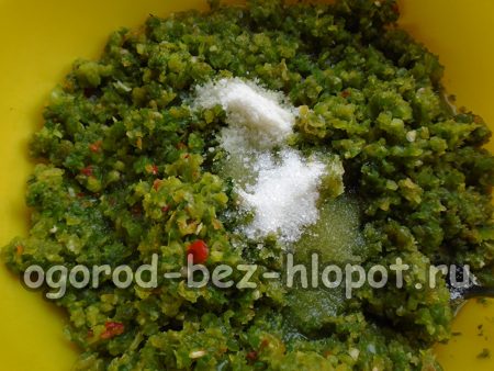 Salz und Zucker hinzufügen