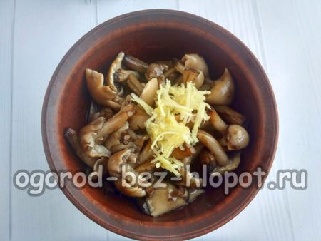 Knoblauch hinzufügen