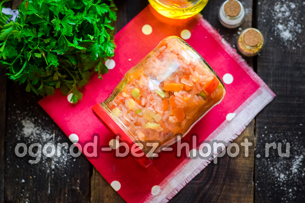 салата с тиквички и ориз