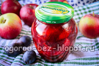 confiture de prunes et de pommes