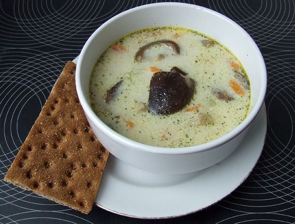 Soupe aux champignons