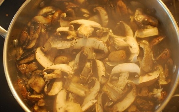 Cooking mushrooms