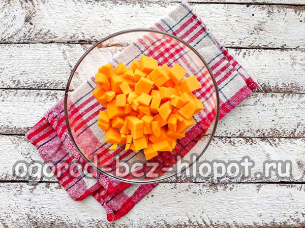 tagliare la zucca