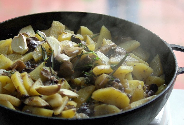 Pommes de terre aux champignons