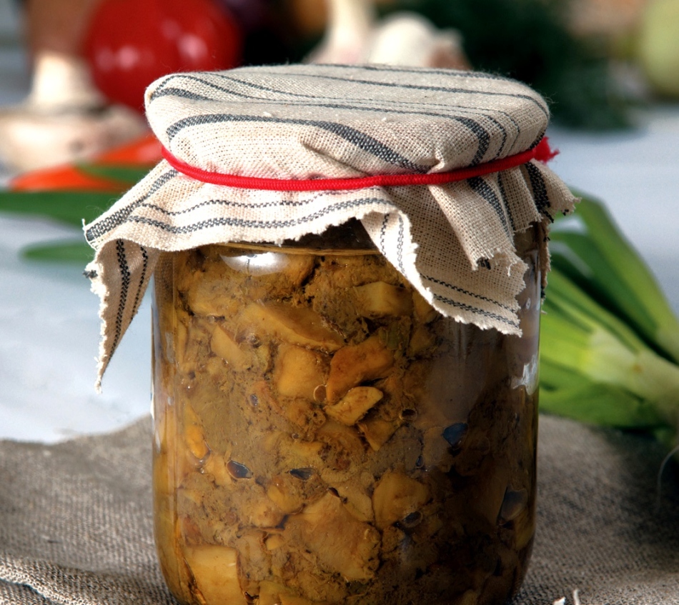 Champignons frits en bocal