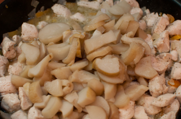 Poulet aux champignons