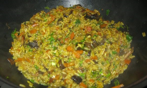 Pilaf avec des violons