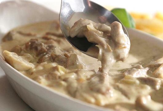 Champignons in Sauerrahm