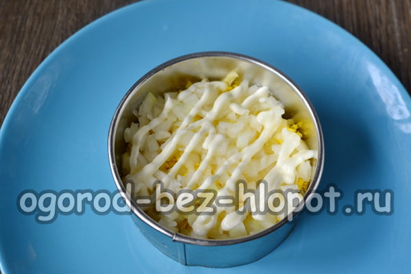 слой маринован лук
