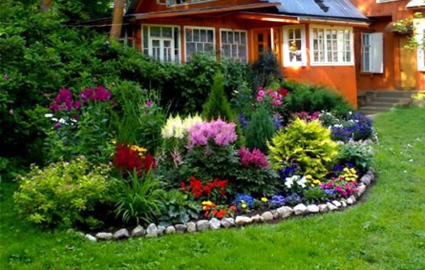 Parterres de fleurs à faire soi-même à la datcha