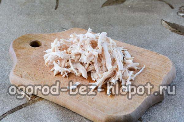 Das Fleisch in Fasern zerlegen