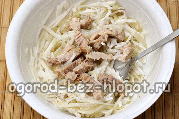 ανακατέψτε τη σαλάτα