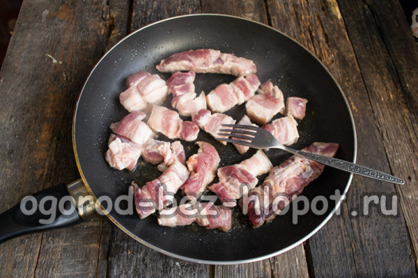Das Fleisch braten