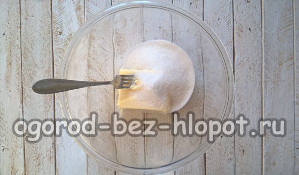 mix butter with sugar