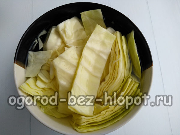 versare acqua salata