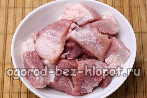 Das Fleisch zerkleinern