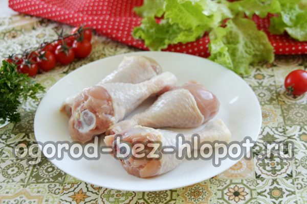 πλύνετε τα μπούτια κοτόπουλου