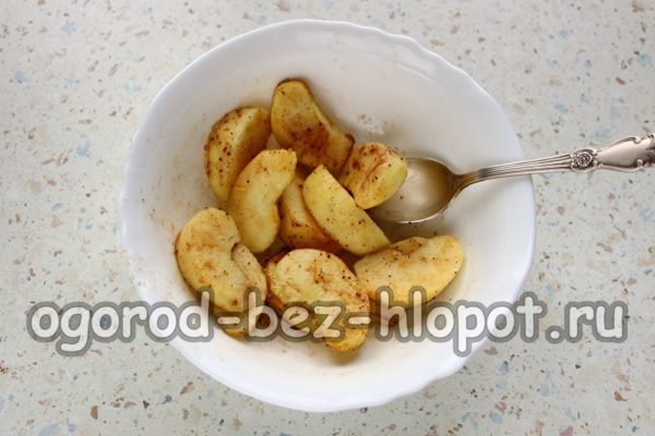 mele con zucchero e cannella