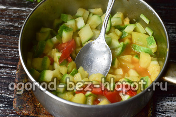 Schmoren Sie den Salat