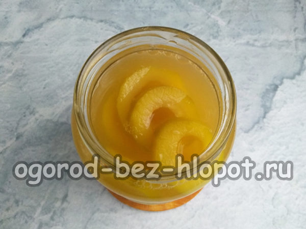 verser le sirop sur les courgettes