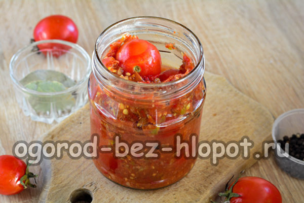 pour adjika over the tomatoes