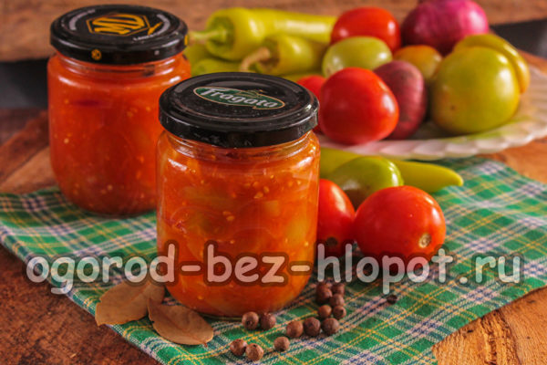 Green tomato lecho for the winter