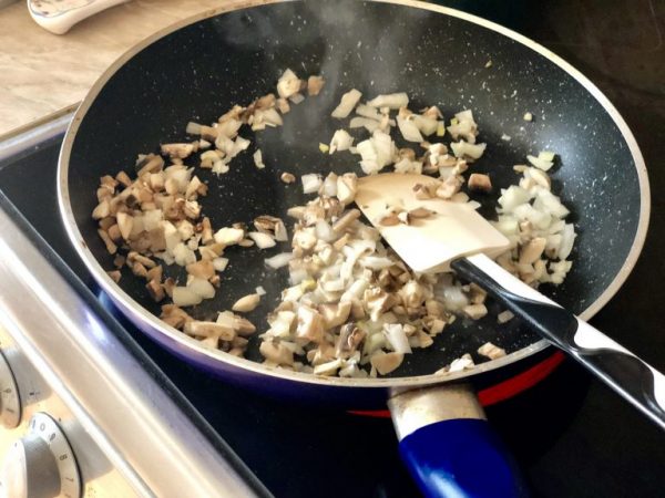 cipolle e funghi