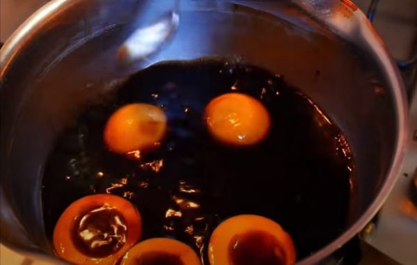 Faire bouillir les champignons
